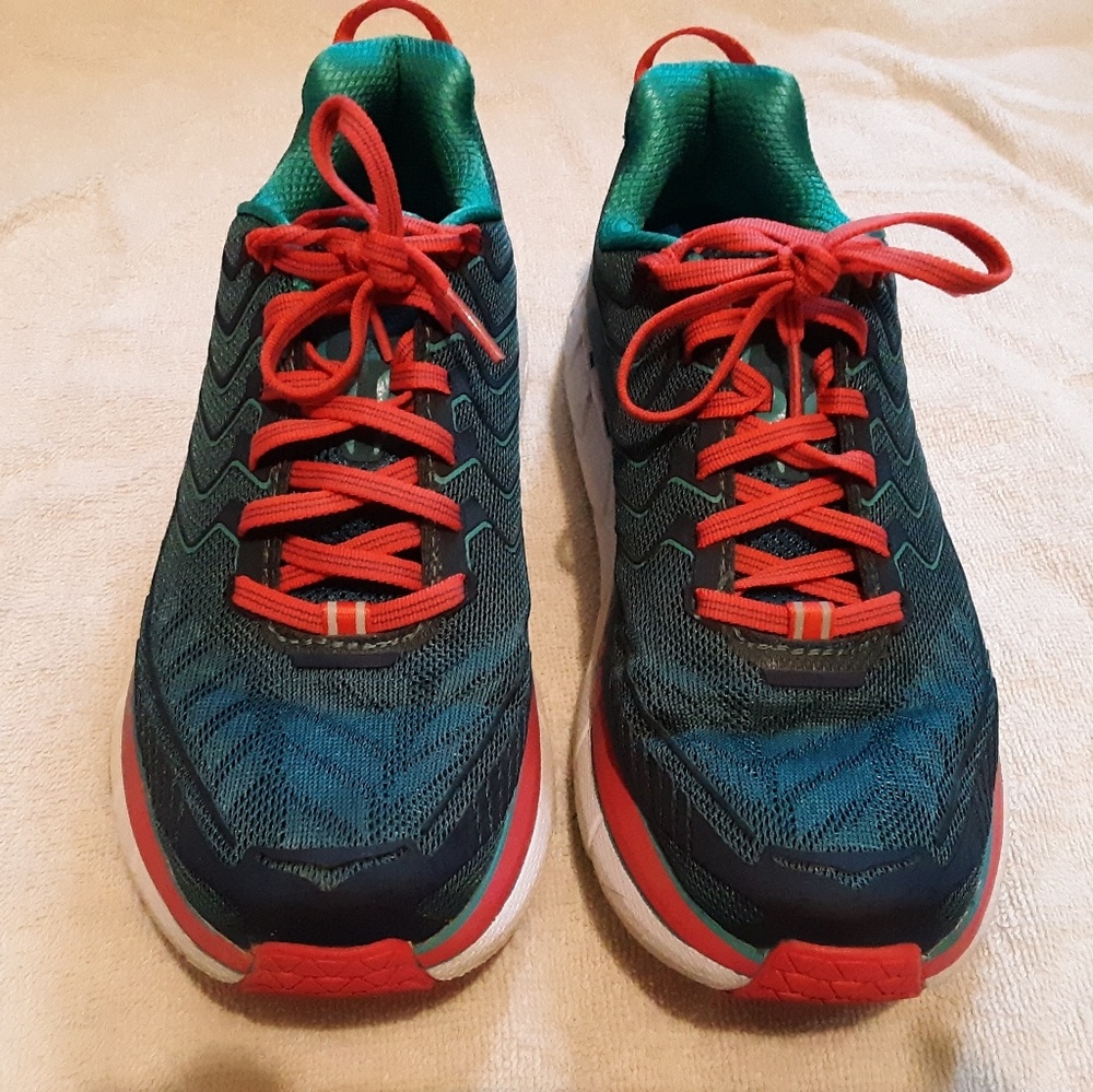 Hoka Clifton 4 women's 6